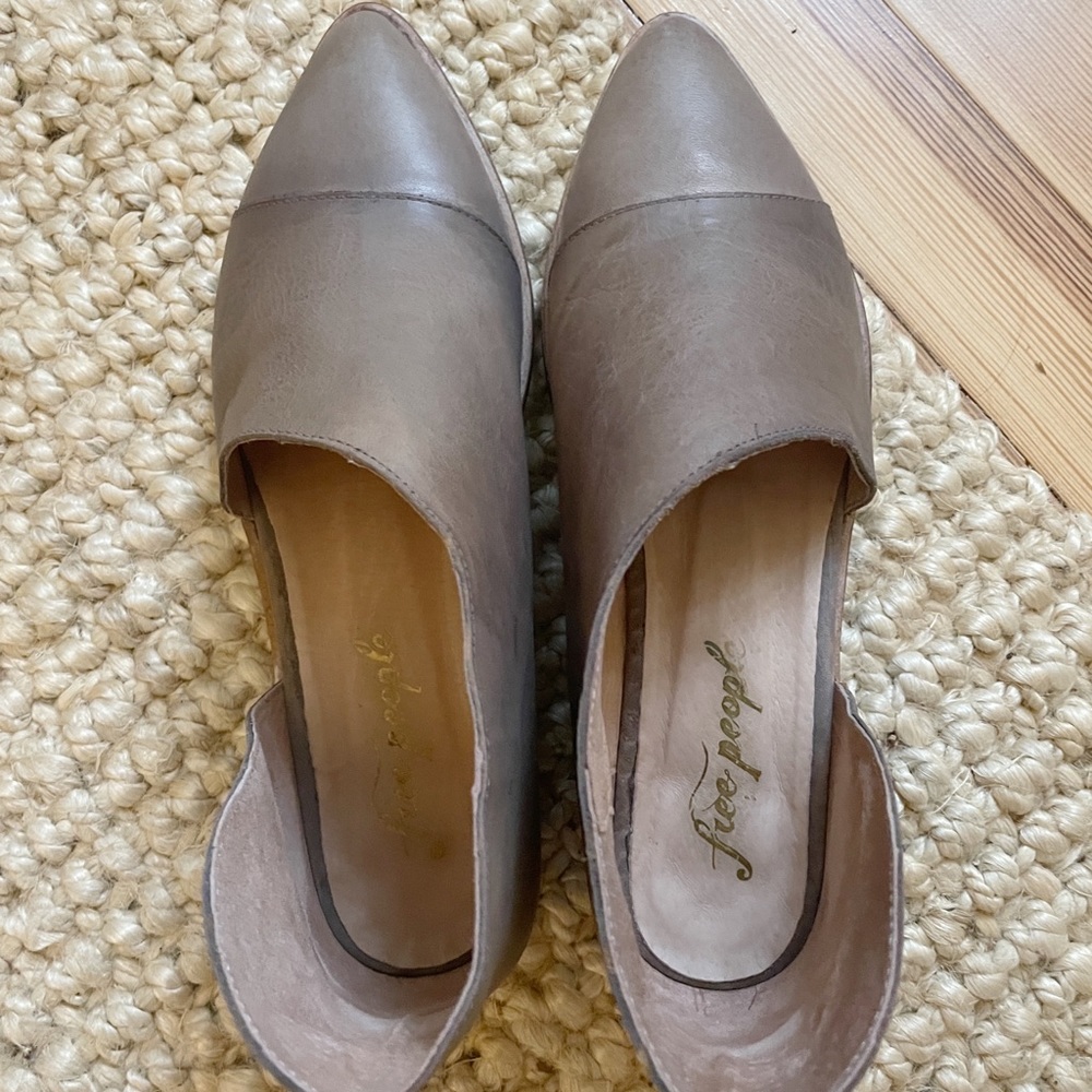 Free People Royale Flat